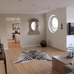 Fine Apartamento *